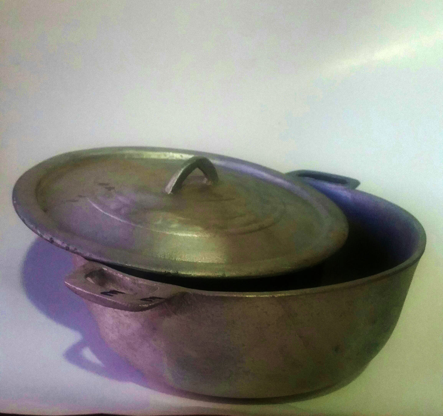 Medium Dutch Pot - Sweet Jamaica Shopping