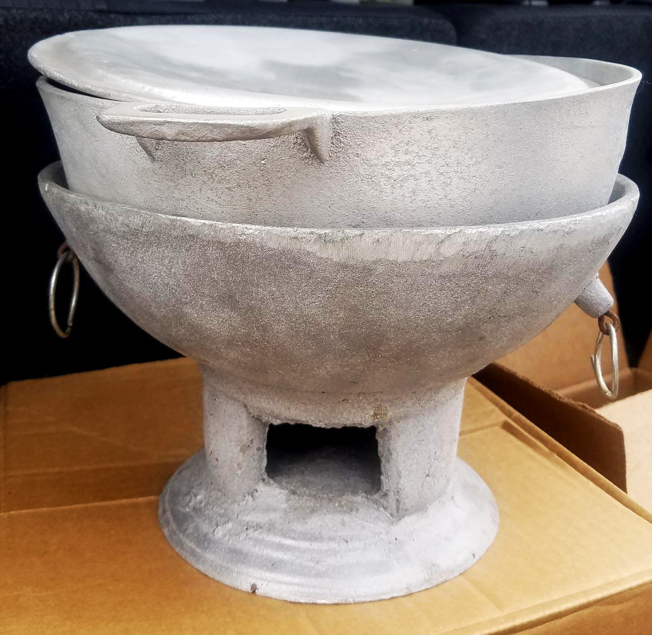 Medium Dutch Pot & Coal Stove - Sweet Jamaica Shopping