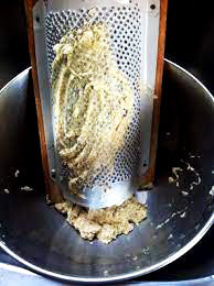 Ole time Grater - Sweet Jamaica Shopping