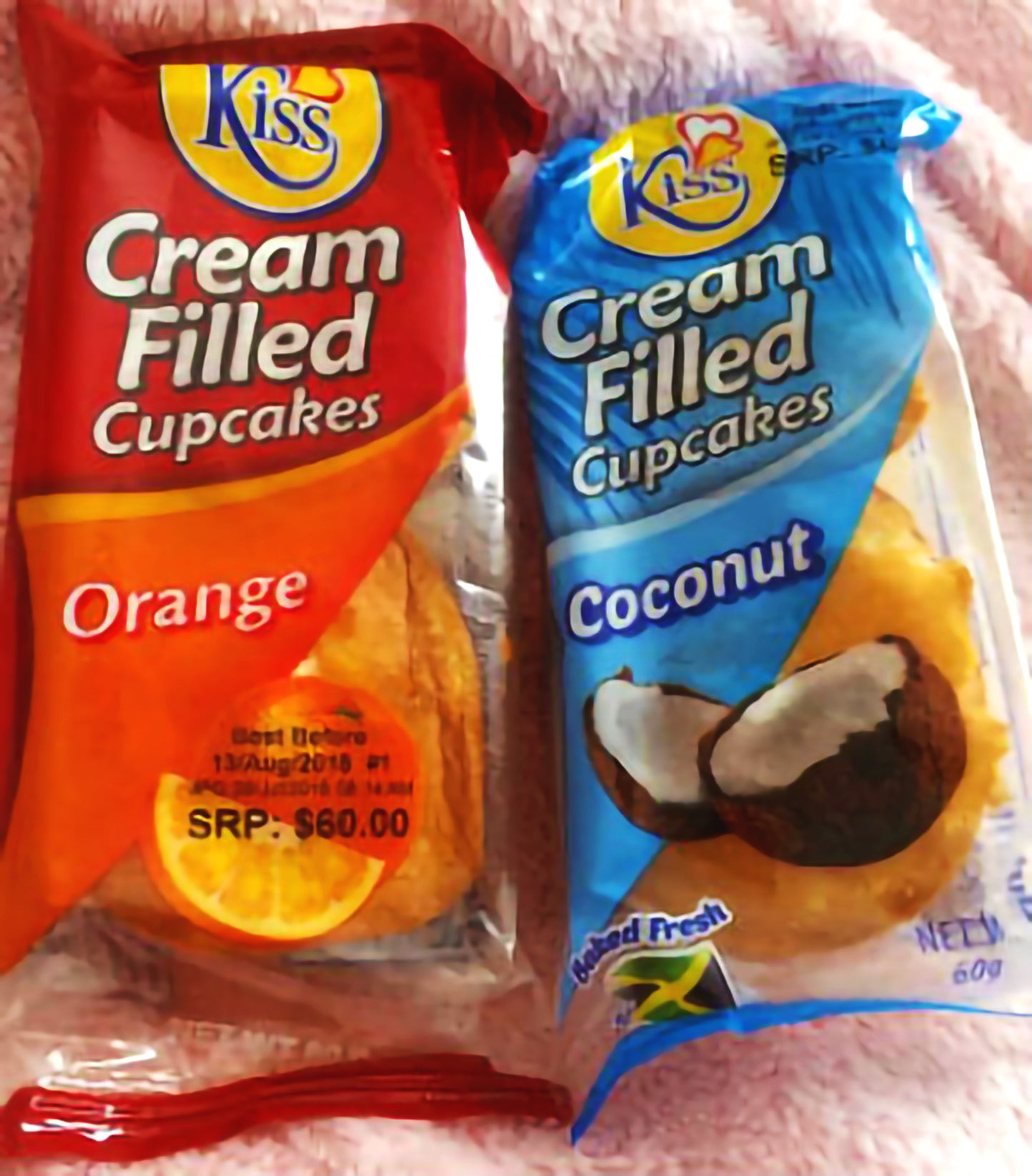 Cream filled kiss cakes pk of 3 - Sweet Jamaica Shopping