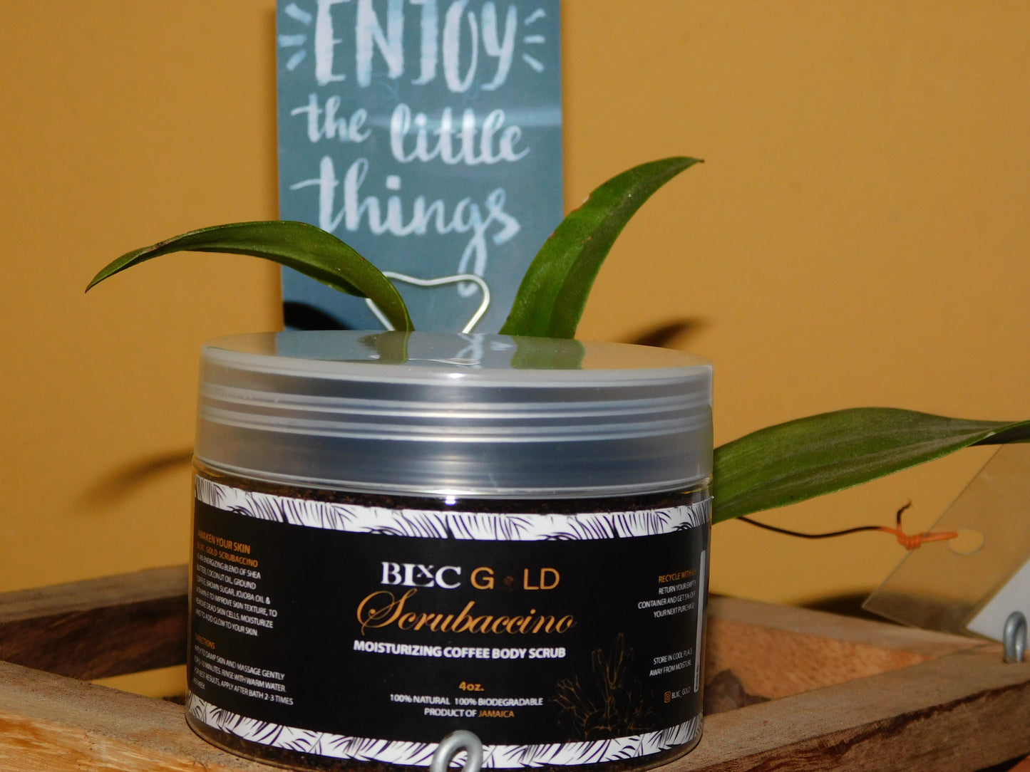 Scubaccino - Moisturizing Coffee Scrub - 4 oz