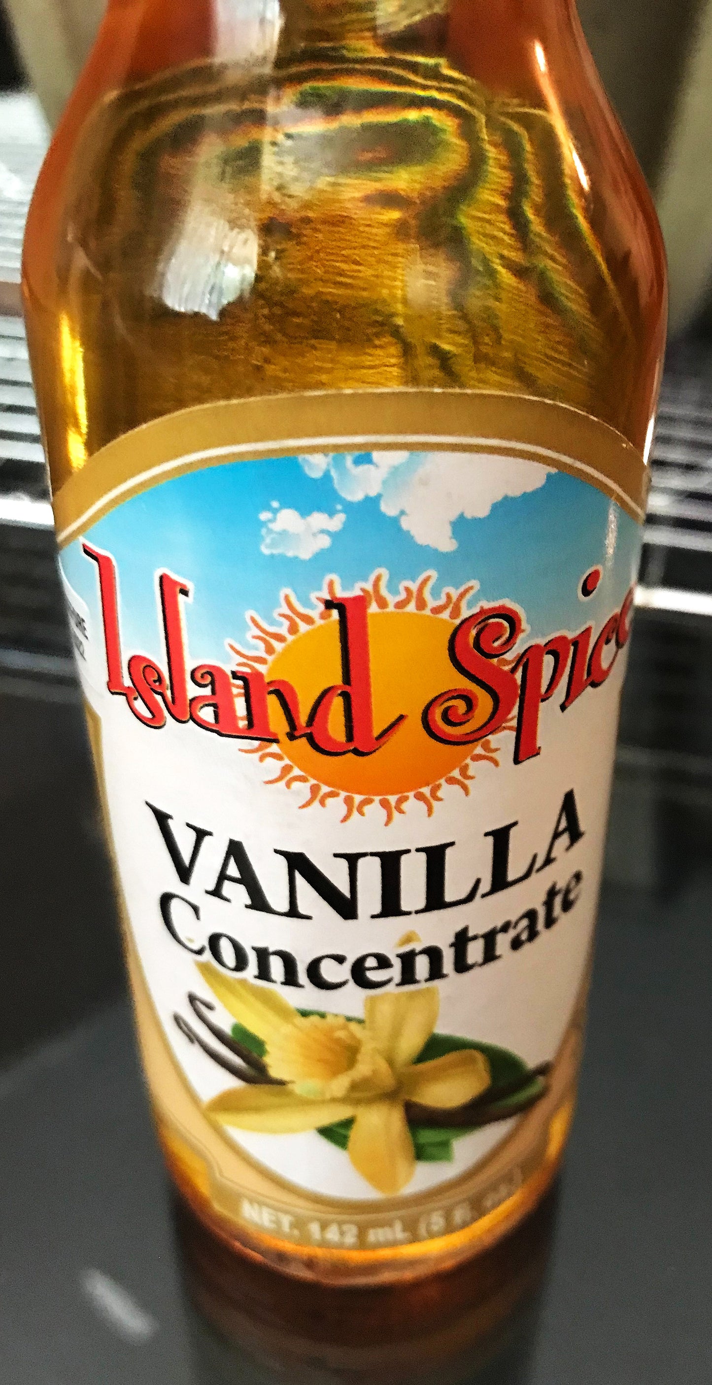 Vanilla Concentrate 16oz (clear)