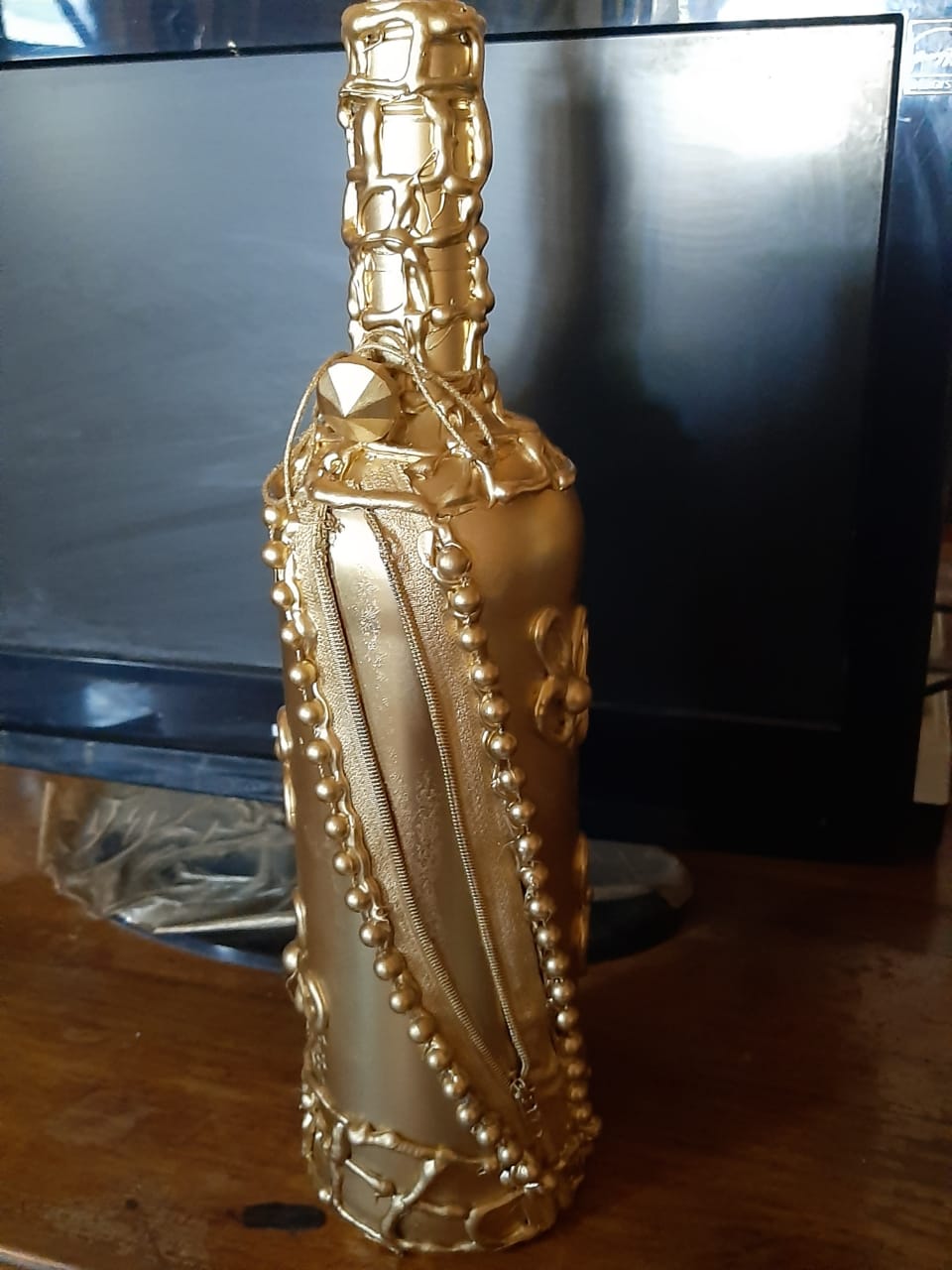 Decorative bottle 